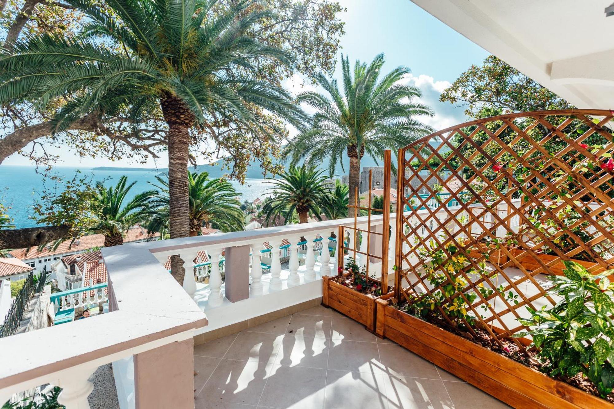 Apartments Belvedere Herceg Novi Kamer foto