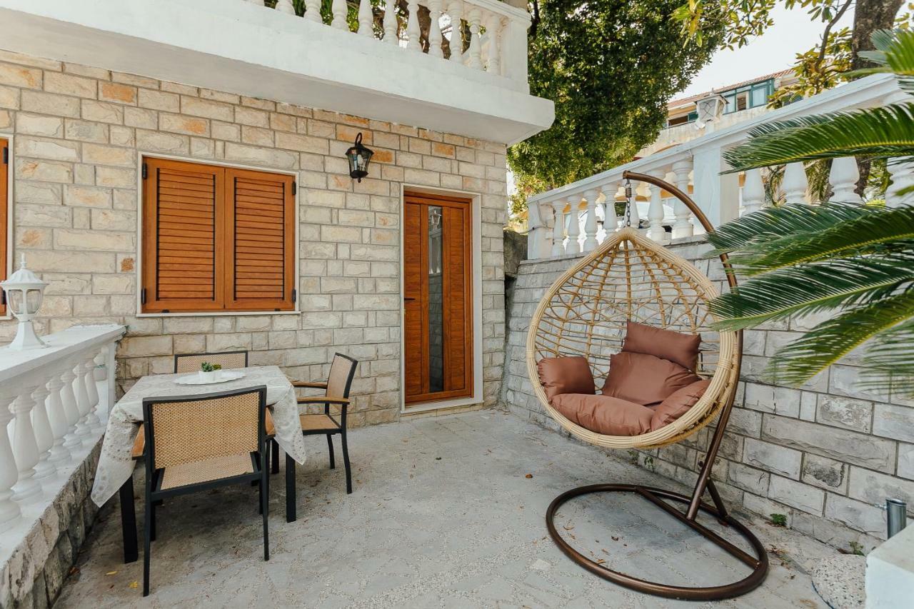 Apartments Belvedere Herceg Novi Buitenkant foto