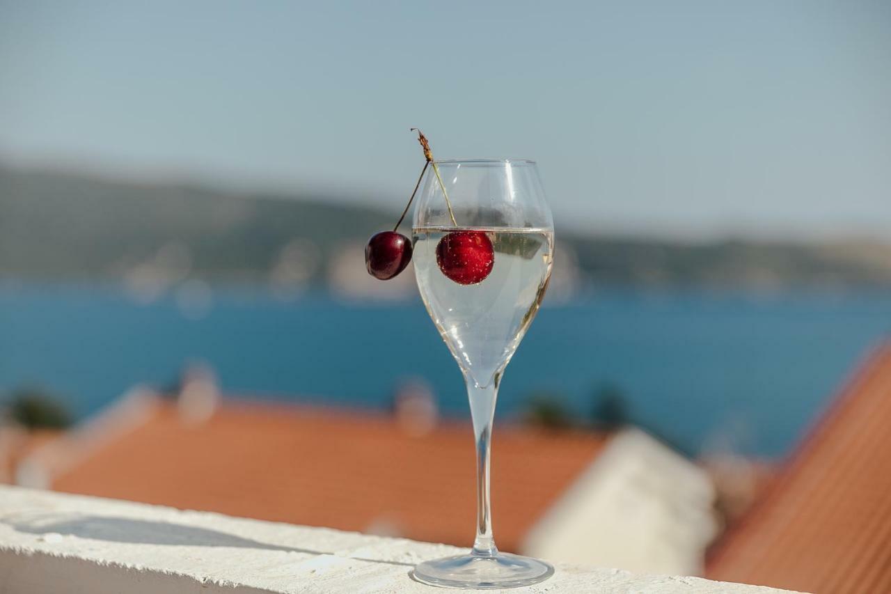 Apartments Belvedere Herceg Novi Buitenkant foto